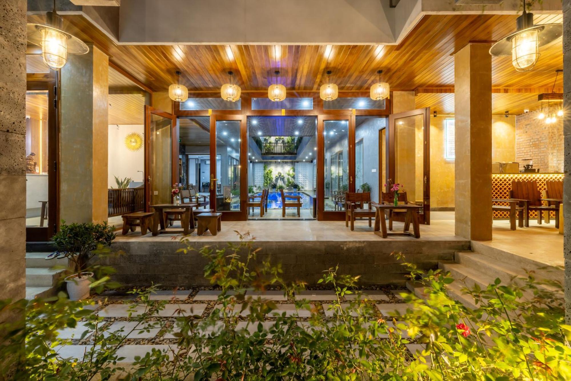 Moon Sun Boutique Villa Hotel Hué Extérieur photo